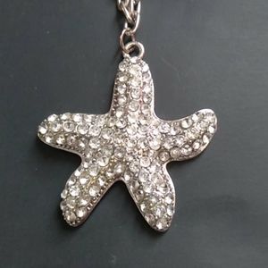 Silvertone Starfish necklace